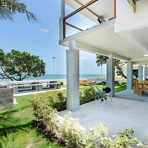 Termsuk Exclusive Beachfront Villas Cha-Am Ban Bang Khen Exterior photo