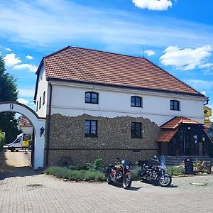 Penzion Horse Farm Lechovice Hotel Exterior photo