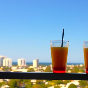 Fresh Orange Juice On The Top Floor Apartment Maroochydore Exterior photo