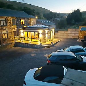 Substantial Mill Conversion Villa Todmorden Exterior photo