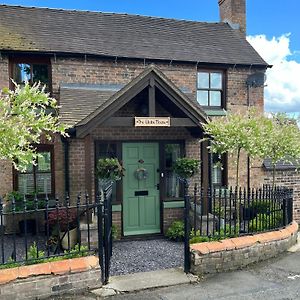 The Globe House Hotel Broseley Exterior photo