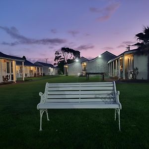 The Furlong Motel Hawera Exterior photo