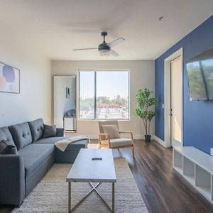 Alluring 1Bd - Pool, Gym, Parking, W-D - Sleeps 4 Apartment Tempe Exterior photo