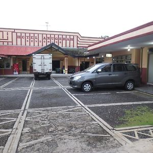 Hotel Anugerah Bondowoso Exterior photo