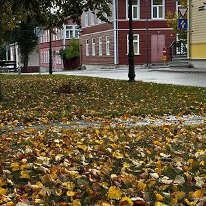 Katariina Allee Korter Apartment Voru Exterior photo