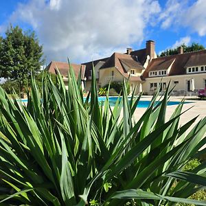 Domaine Des Bruns Bed & Breakfast Chatillon-Coligny Exterior photo