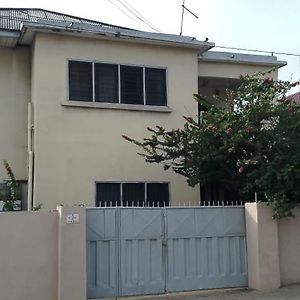 Eagles Nest Bed And Breakfast Accra Exterior photo