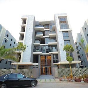 Hdaiq Aktobr Apartment Ezbet Abd el-Hamid Exterior photo