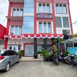 Mami Hotel Solok Exterior photo