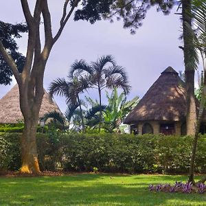 Kaz Cottages Entebbe Lyamutundwe Exterior photo