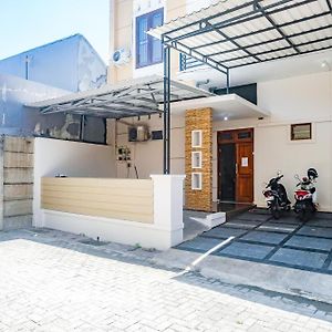 Reddoorz Near Majapahit Semarang Hotel Alastuwo Exterior photo