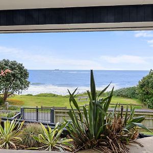 Wow On Wanaka Bay Apartment New Plymouth Exterior photo