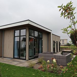 Modern Chalet With Dishwasher, Near The Ijssel Villa Olburgen Exterior photo