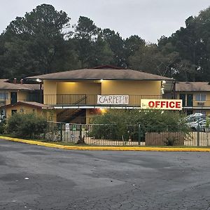 Carpet Inn Opelika Exterior photo