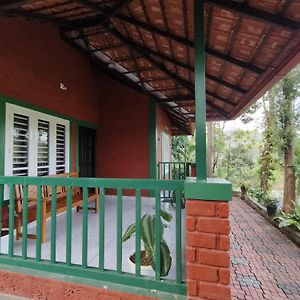 Paddy Villa Home Stay Near Kuruva Island Near Kabani Safari Centre Nagarhole Wild Life Thirunelly And Thrissilery Temple Banasura Sagar Dam 12 Acra Plantation Private Property Ac Villa Trucking Fishing Campfire Facility Mananthavady Exterior photo