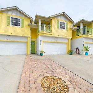 Coastal Bliss Retreat - Beach Vibes & Rockets Villa Cocoa Beach Exterior photo