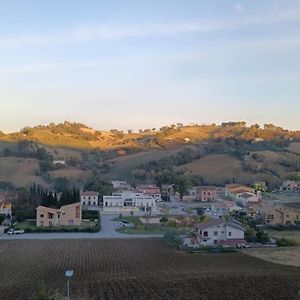 Tra Cielo E Colline Hotel Ripe San Ginesio Exterior photo