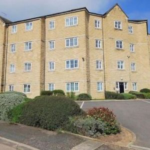 Calderview Apartment Mirfield Exterior photo