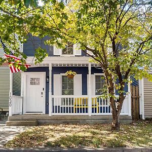 Charming Home In Historic Downtown Shelbyville Exterior photo