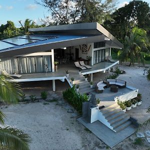 Eagle Bay Retreat Borneo Beach Villas Beach Front Kumbatang Exterior photo