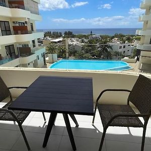 Sunset Ocean View Apartment Flic en Flac Exterior photo