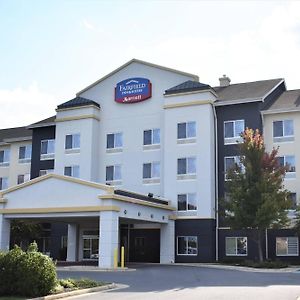 Fairfield Inn And Suites By Marriott Strasburg Shenandoah Valley Exterior photo