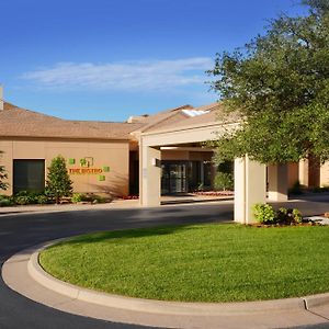 Courtyard By Marriott Oklahoma City Airport Hotel Exterior photo