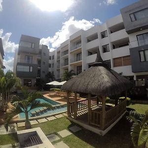 Cozy 3 Bedroom Apt 7Mins Walk To Beach - Src1A2 Flic en Flac Exterior photo