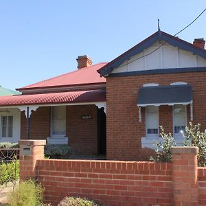 Merala A Cosy Cottage With Easy Stroll To Cbd Mudgee Exterior photo