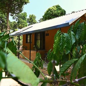 Tenpy Tiny Scenic Garfield @ T-Stop, Coorg Villa Virajpet Exterior photo