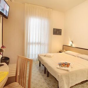 Hotel Abarth Cesena Room photo