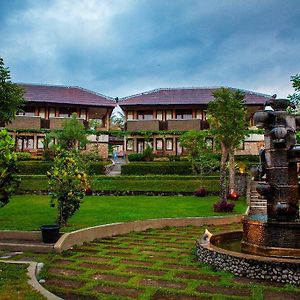 Sambi Resort, Spa & Restaurant Pakem Exterior photo