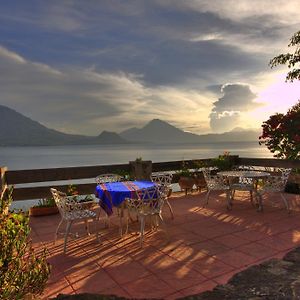 Hotel Terrazas Del Lago San Antonio Palopo Exterior photo