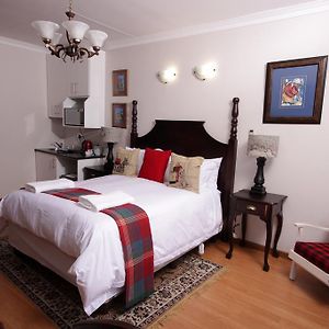 Aberdeen House Bed & Breakfast Newcastle Room photo