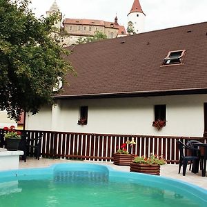 Penzion V Budech Hotel Křivoklát Exterior photo