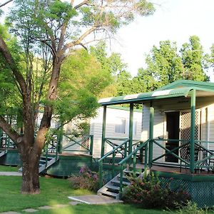 Gundagai Cabins&Tourist Park Exterior photo