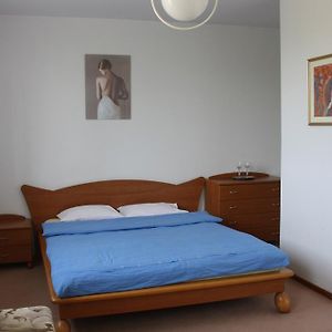 Dom Pod Czarnym Bocianem Apartment Tykocin Room photo
