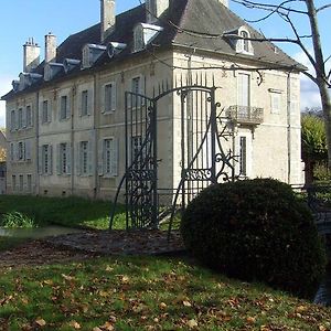 Chateau De Serrigny Bed & Breakfast Ladoix-Serrigny Exterior photo