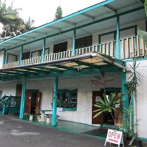 Wild Ginger Inn Hotel & Hostel Hilo Exterior photo