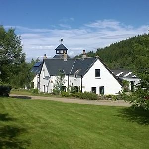 Stronavaich Cairngorm Guest House Tomintoul Exterior photo