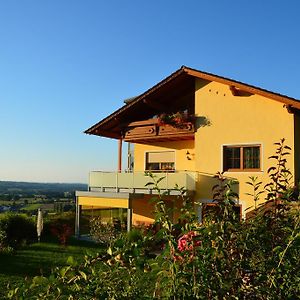 Haus Margit Apartment Schlierbach Exterior photo