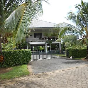 Palm Village 134 Paramaribo Exterior photo