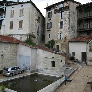 Faubourg St Jean Apartment Aubeterre sur Dronne Exterior photo