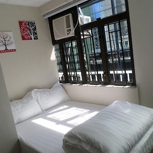 Sunrise Royal - Boutique Hostel Kowloon  Exterior photo