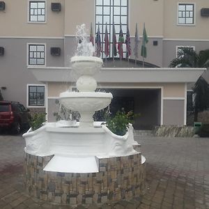 Grandvenice Hotel And Suites Port Harcourt Exterior photo