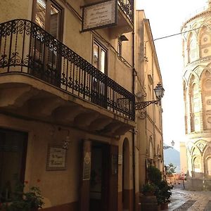 Locanda Re Ruggero Hotel Monreale Exterior photo