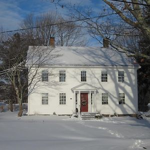 Grand Oak Manor Bed&Breakfast Bed & Breakfast Granville Ferry Exterior photo