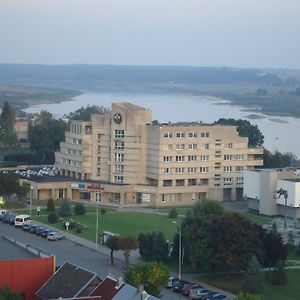 Viesbutis Jurbarkas Hotel Exterior photo