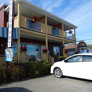 Hotel-Motel Baie-Ste-Catherine Exterior photo