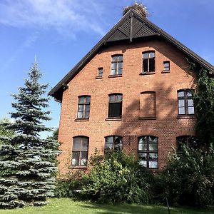 Stara Szkola W Harszu Bed & Breakfast Pozezdrze Exterior photo